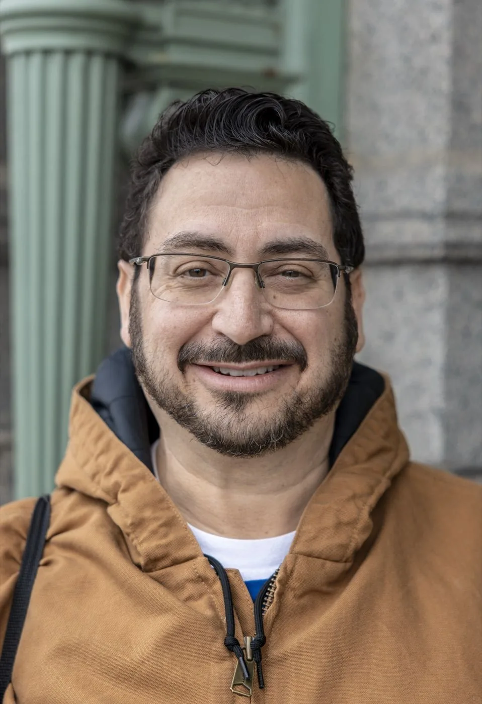 Portrait 13 of 34, a stranger on Michigan Avenue