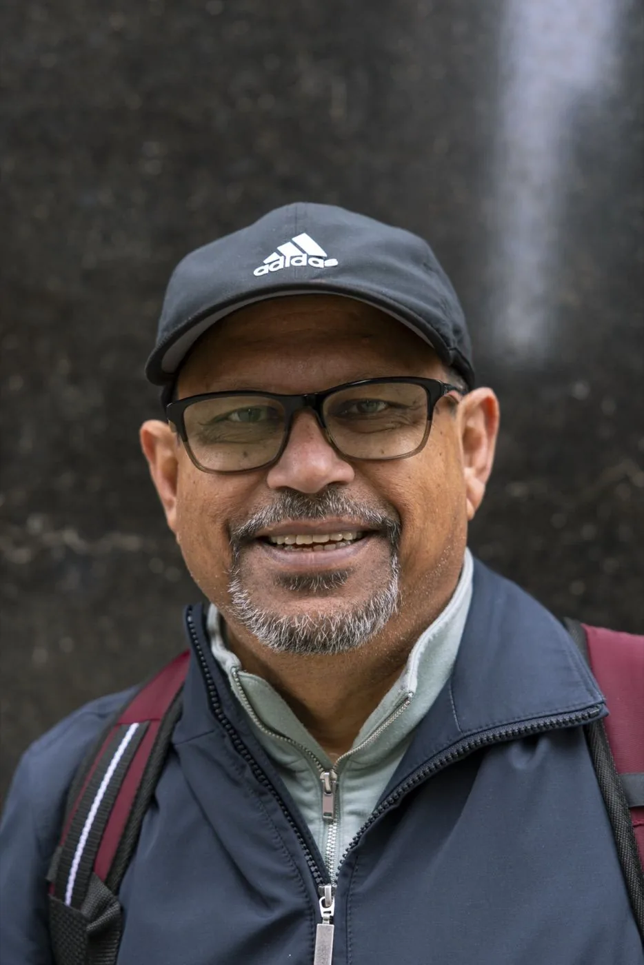 Portrait 17 of 34, a stranger on Michigan Avenue