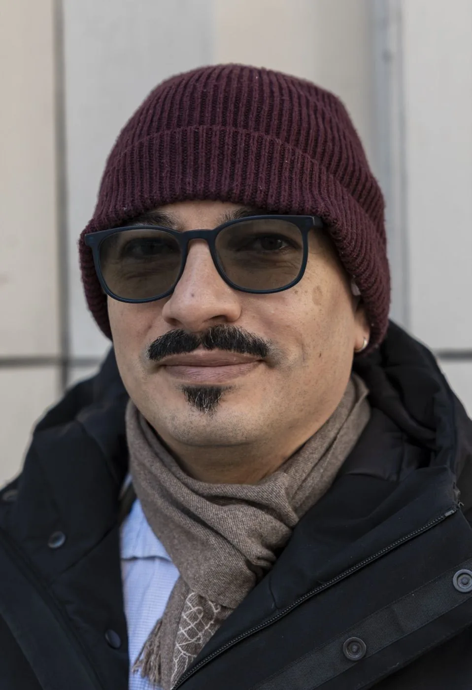 Portrait 29 of 34, a stranger on Michigan Avenue